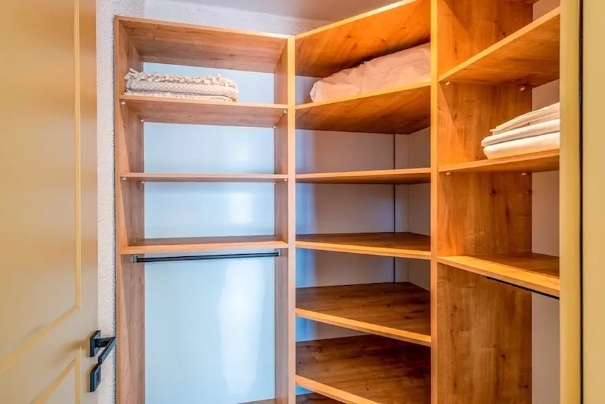 Closet
